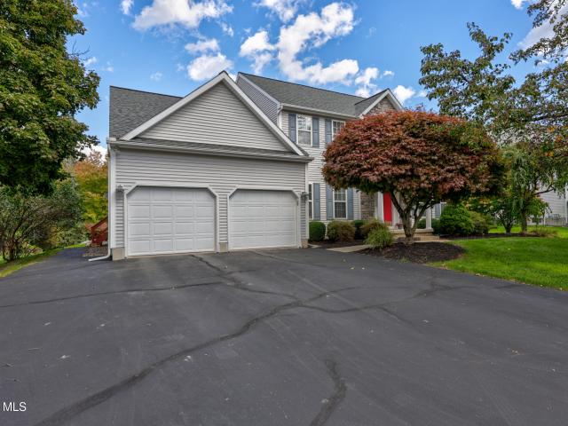House for sale in Town of Niskayuna, Schenectady County