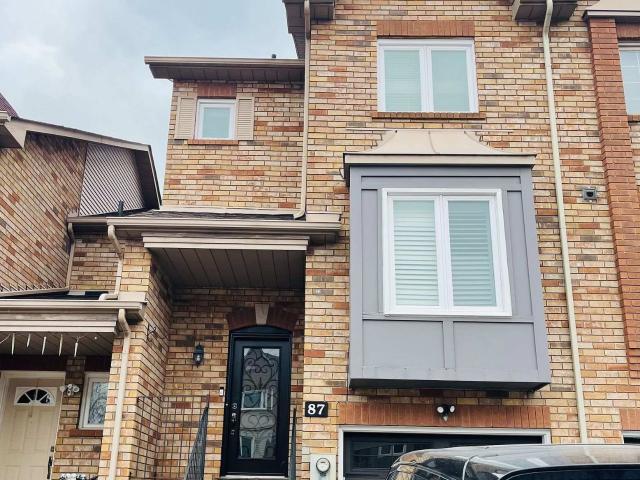 Townhouse for rent in Woburn, Ontario