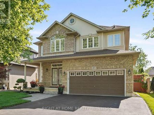 House for sale in Ancaster, Ontario