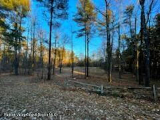 Land for sale in Hannacroix, New York