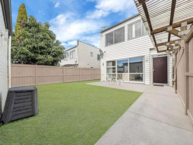Townhouse for sale in Papakura