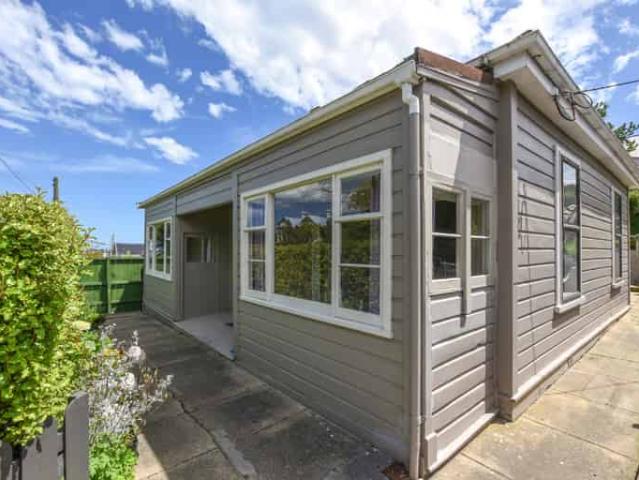 House for rent in Otakou