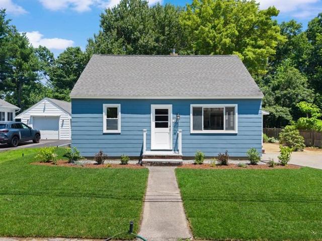 House for sale in New Hampshire