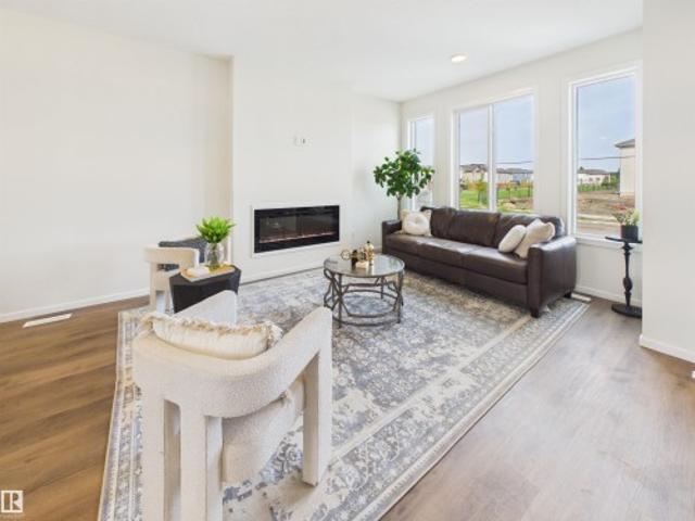 House for sale in Fort Saskatchewan, Alberta