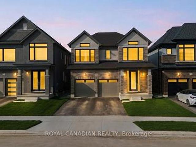 House for sale in Ancaster, Ontario