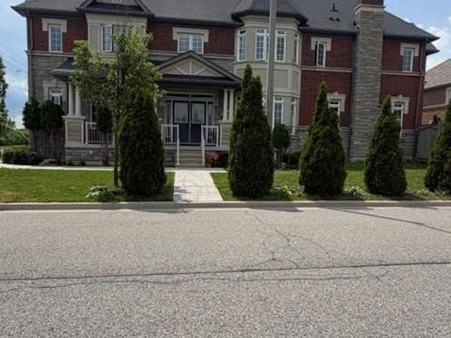 Townhouse for rent in Woburn, Ontario