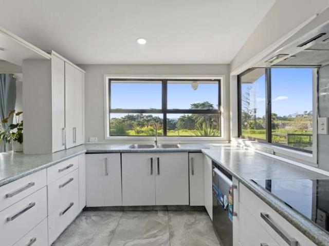 Property for sale in Whangaparaoa, Oroua County