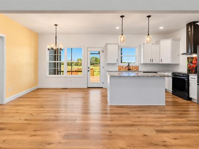 House for sale in Scottsville, Allen County
