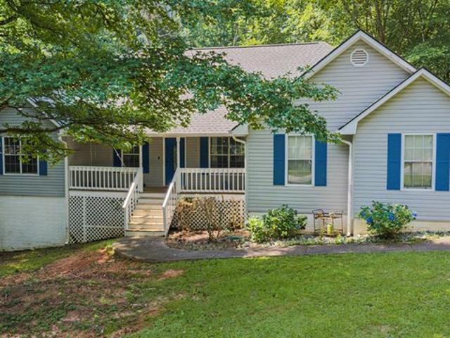House for sale in Sharpsburg, Coweta County