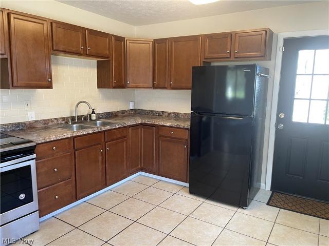 House for sale in Swartz Corners, Akron