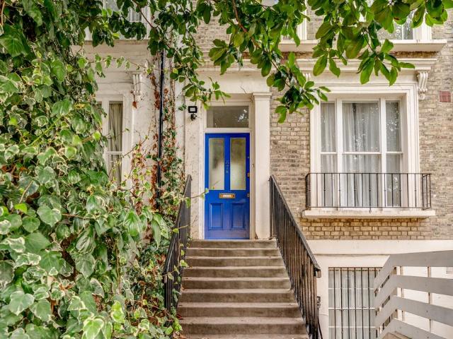 House for rent in Maitland Park, Greater London