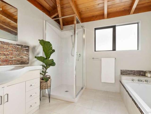 Property for sale in Waiuku