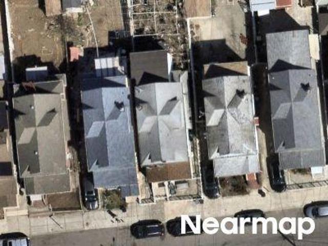 House for sale in Queens, Arverne