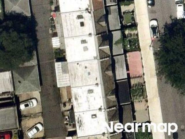 House for sale in Queens, Arverne