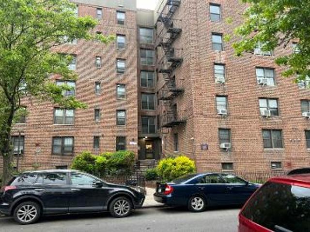 Condo for sale in Queens, Arverne