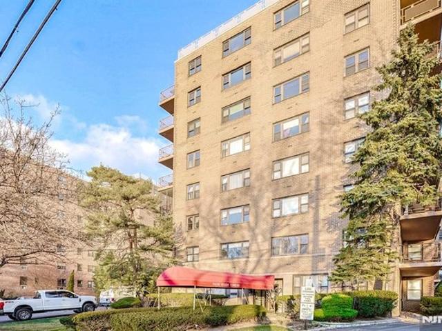 Condo for sale in Hudson, New Jersey