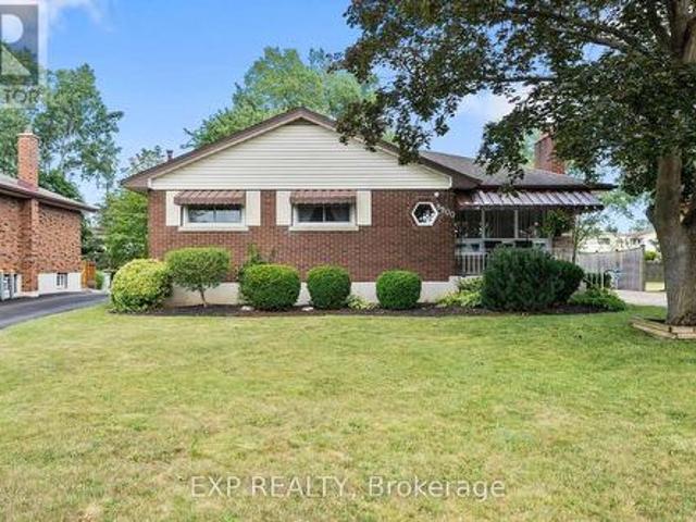 House for sale in Niagara, Ontario