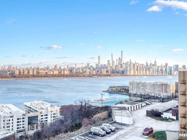 Condo for sale in Hudson, New Jersey