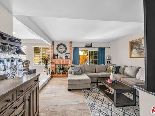 Townhouse for sale in Panorama City Neighborhood Council District, Canoga Park