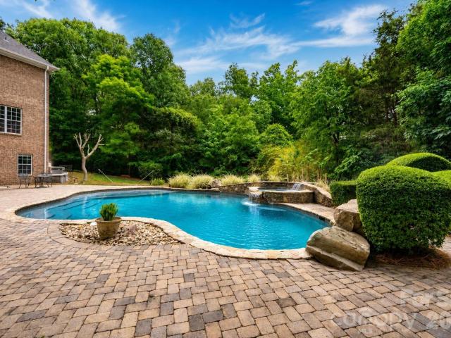 House for sale in Marvin, North Carolina