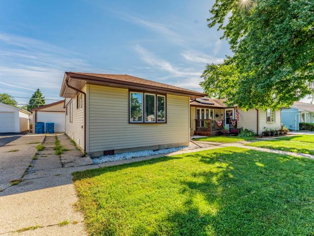 House for sale in Hometown, Cook County