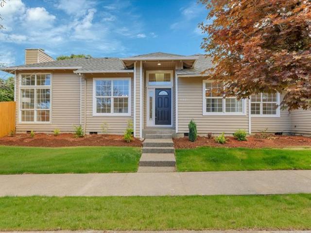 Townhouse for sale in Oregonia