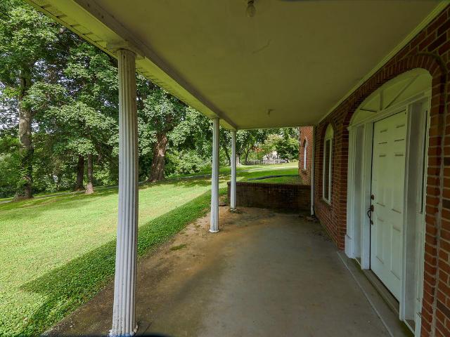House for sale in Jeffersontown, Jefferson County