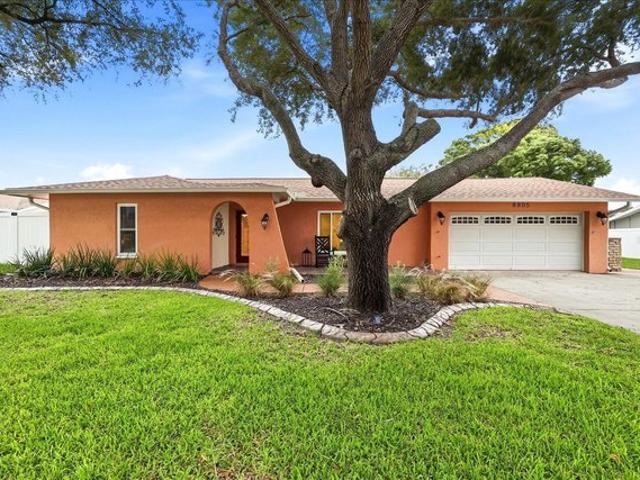 House for sale in Seminole, Florida