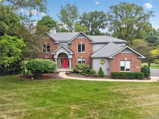 House for sale in Hamburg, Michigan