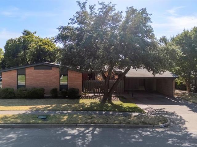 House for sale in Dallas, Texas