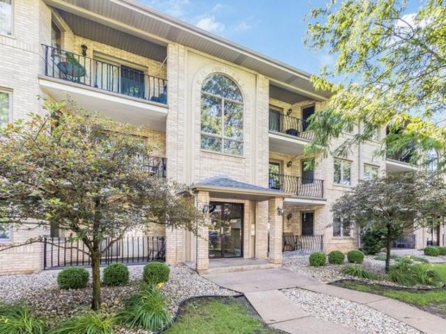 Condo for sale in Hickory Hills, Cook County