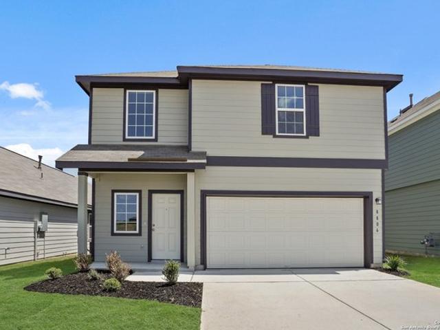 House for sale in Elmendorf, Texas