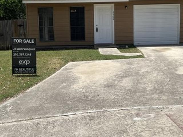 House for sale in Converse, Texas