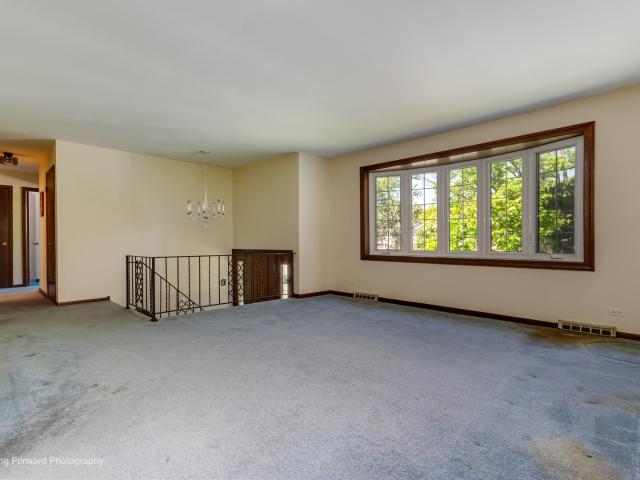 House for sale in Hickory Hills, Illinois