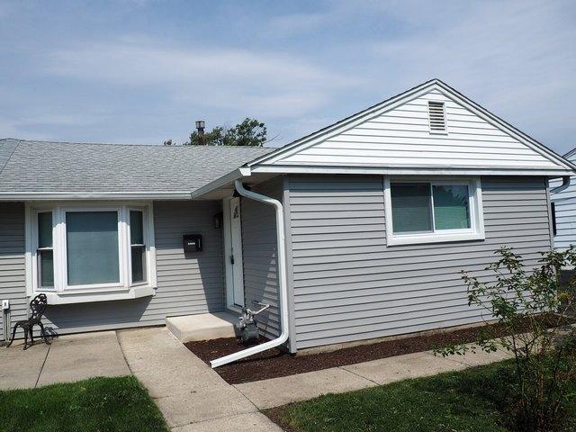 Townhouse for sale in Hometown, Illinois