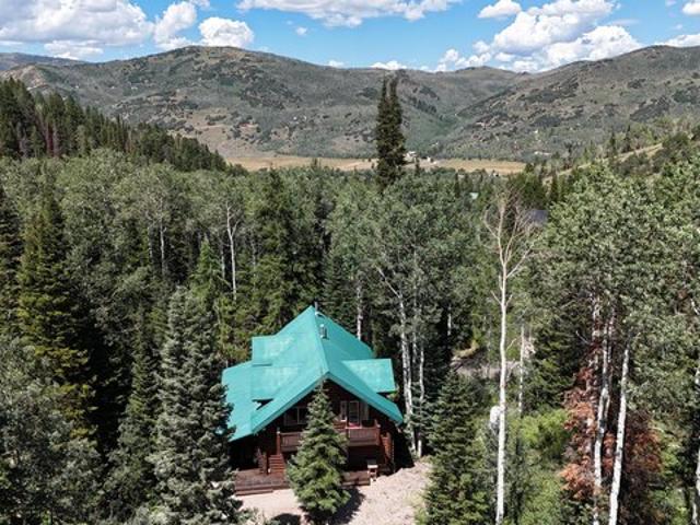 House for sale in Oakley, Utah