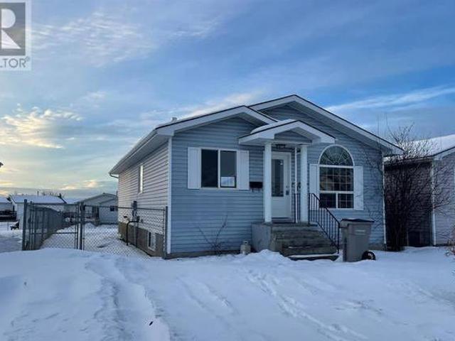 House for sale in Grande Prairie, Alberta