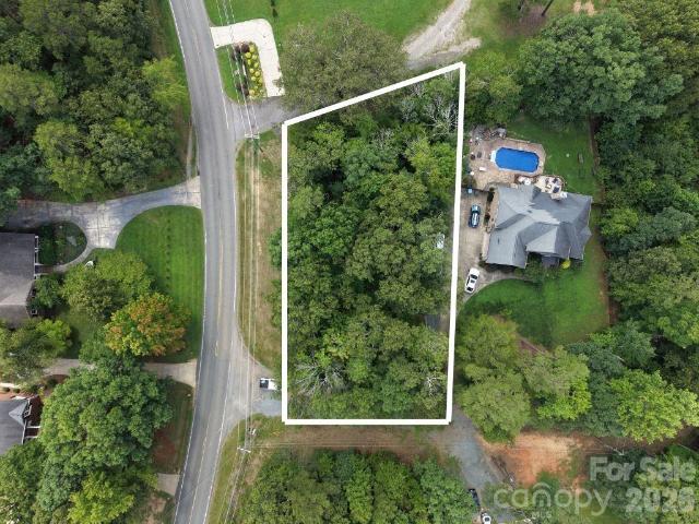 Land for sale in Mecklenburg, North Carolina
