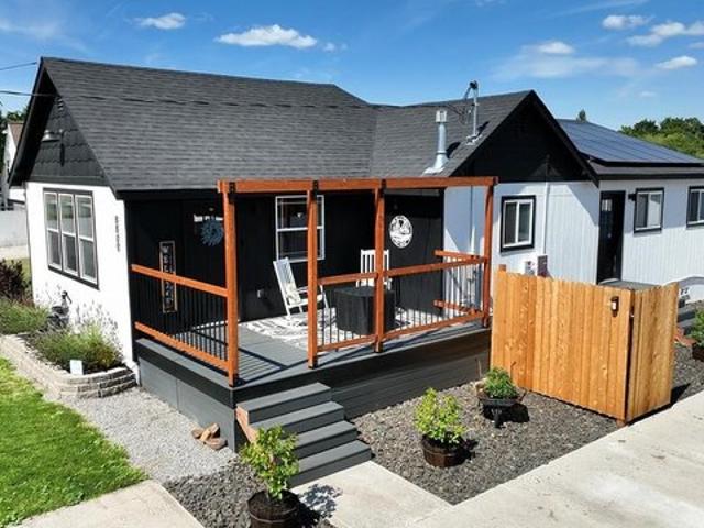 House for sale in Dishman, Spokane Valley
