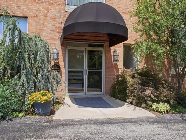 Condo for sale in Roselawn, Ohio