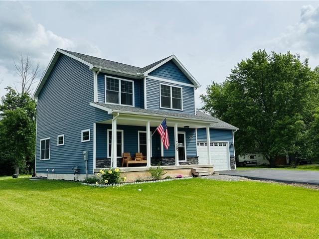 House for sale in Niagara, New York