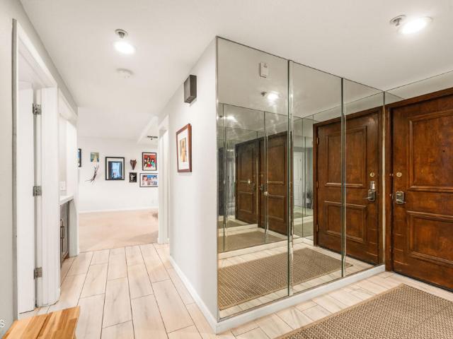 Condo for sale in Bunker Hill, Los Angeles