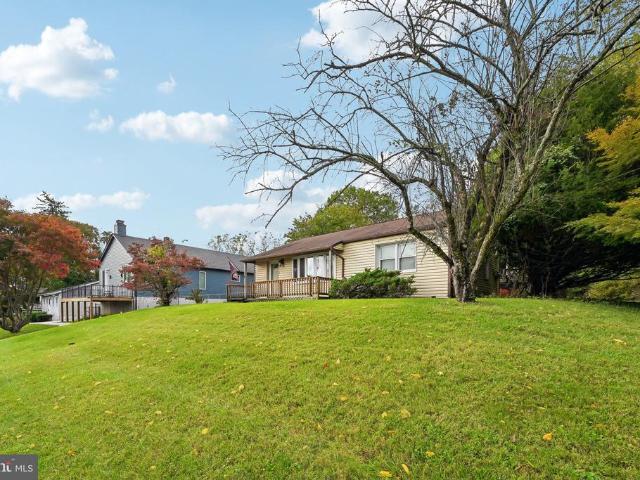 House for sale in Pikesville Farms, Pikesville