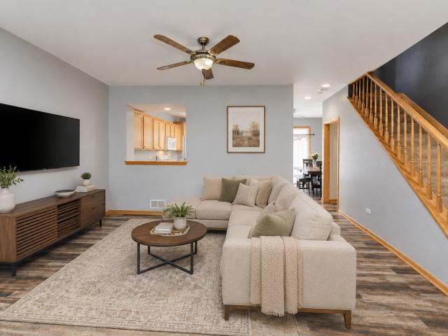 Townhouse for sale in Justice, Illinois