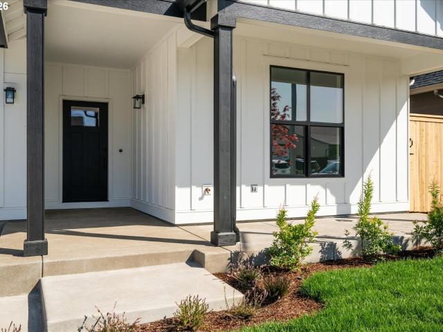 House for sale in Veneta, Lane County