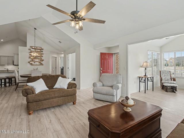 Condo for sale in Nesbit, Mississippi