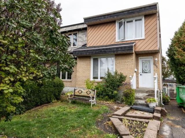 House for sale in Saint-François, Laval (région administrative)