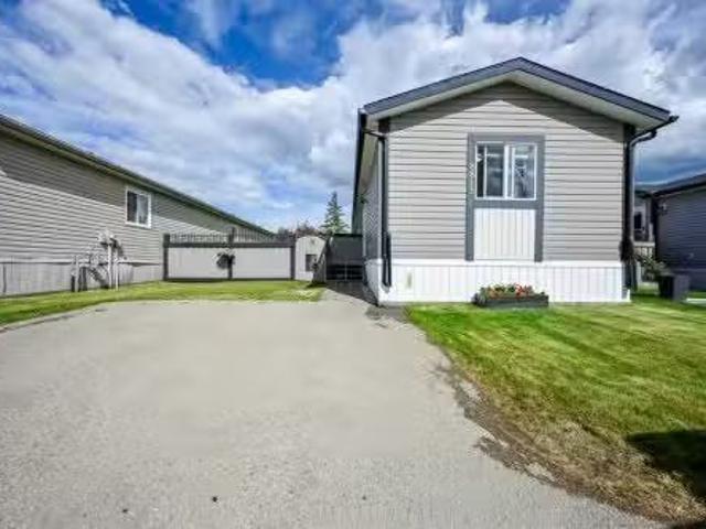 House for sale in Grande Prairie, Alberta