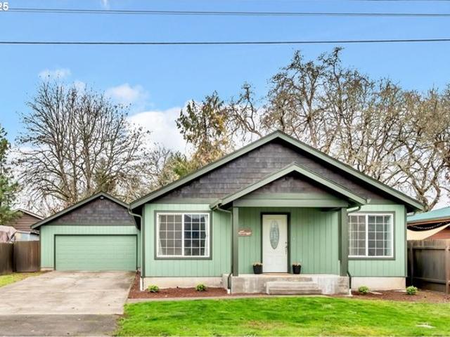 House for sale in Oregonia