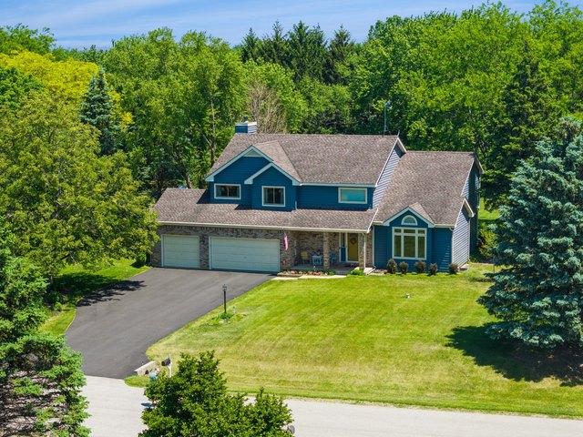House for sale in Mchenry, Illinois